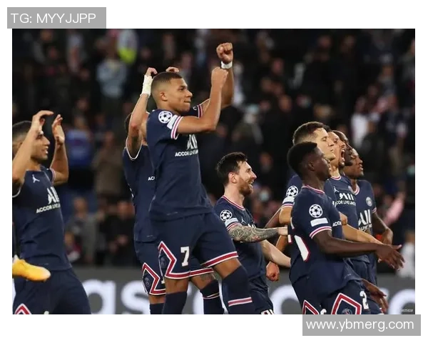 足总杯激战：利物浦补时绝杀AC米兰全场沸腾瞬间回顾与分析