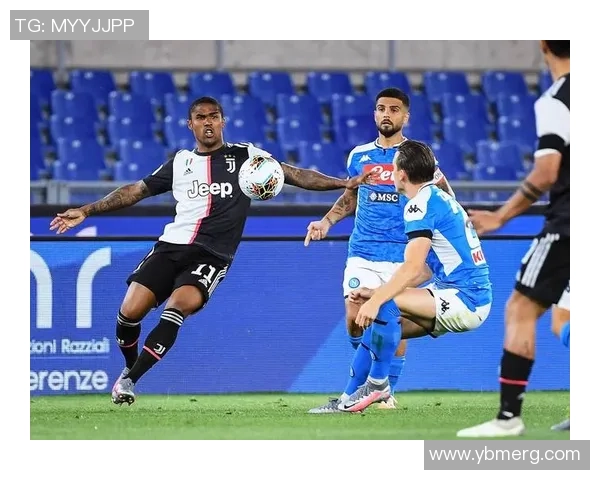 意甲焦点战曼联与那不勒斯激战成平局门将神扑成比赛转折点分析