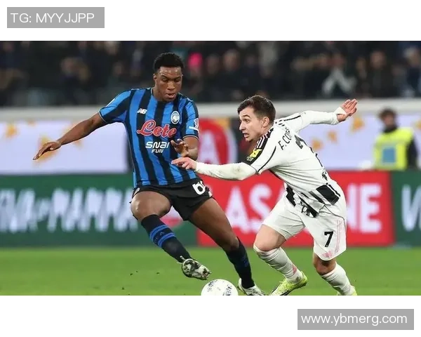 意甲激战：那不勒斯小胜里昂红牌事件引发全场热议