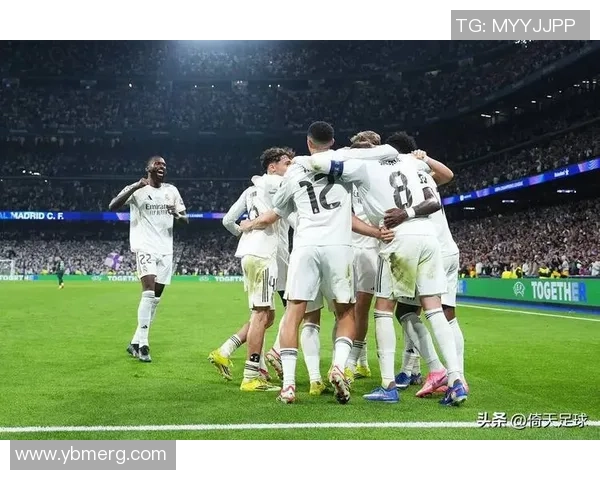 皇马友谊赛大胜曼城神奇扑救瞬间引发全场狂欢战术解析 皇马友谊赛大胜曼城神奇扑救瞬间引发全场狂欢战术解析